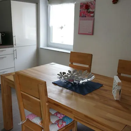 Apartment Jule Thaleischweiler-Froschen
